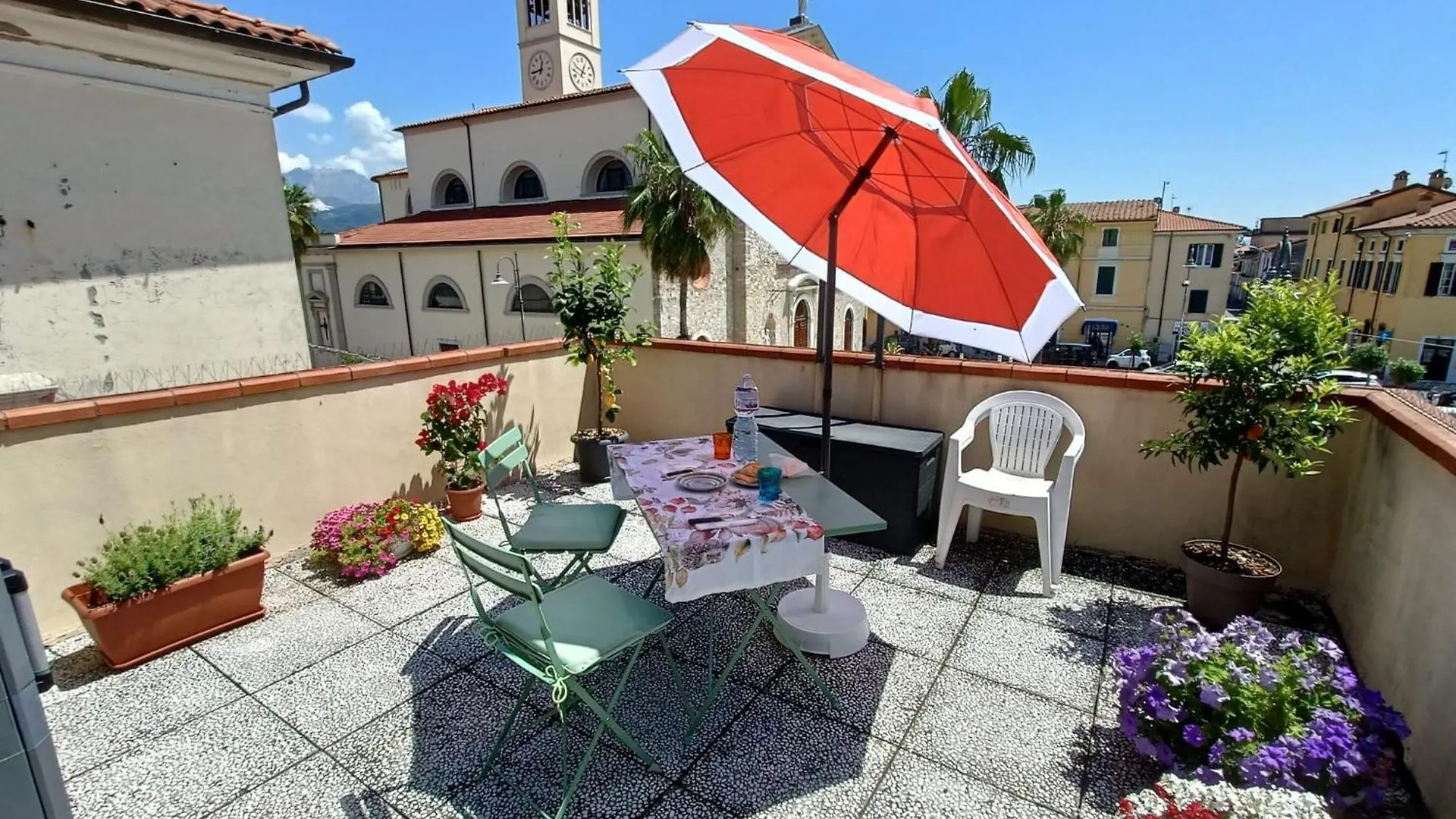 Casa Giuntini Villa Marina Di Carrara